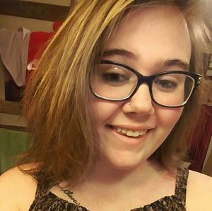 Meet your Posher, Mandy